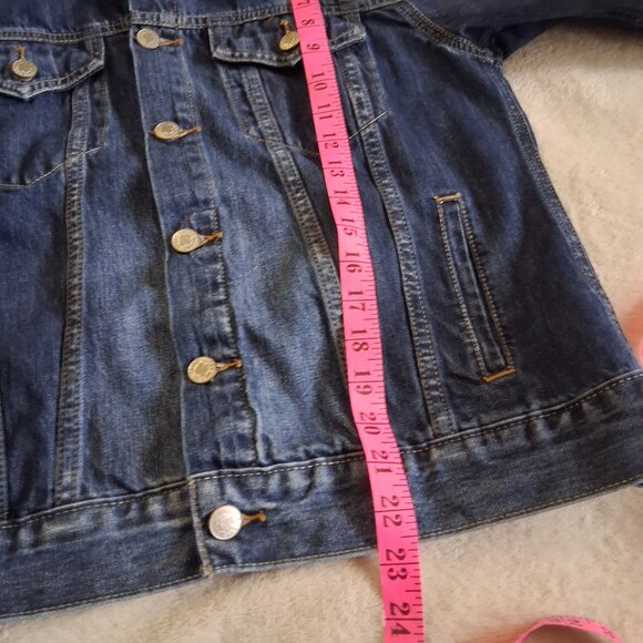 Lucky Brand Women's Size Large Tomboy Trucker Medium Wash Denim Jacket - Picture 15 of 16